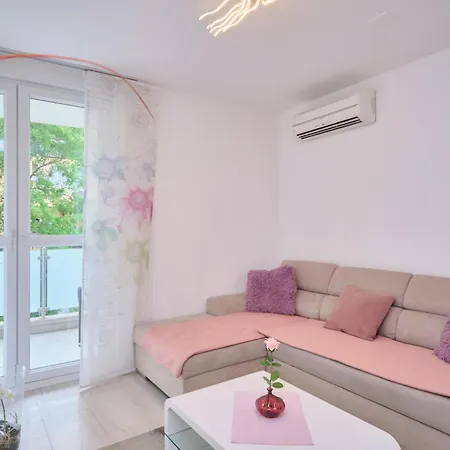 Pax Appartement Split
